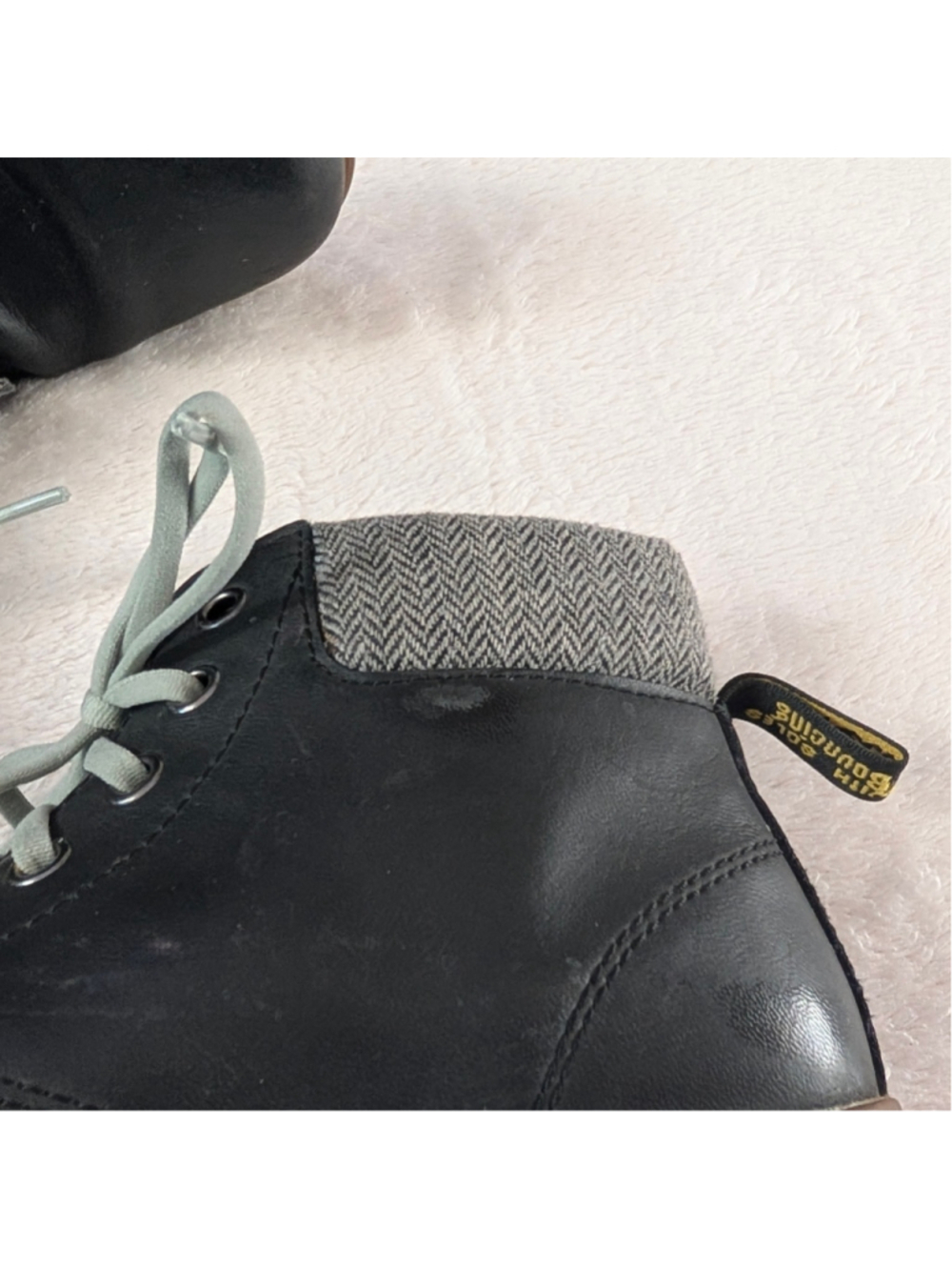 Dr. Martens Maelly Black Leather Herringbone Padded Ankle Boots - Size 7 - Picture 4 of 13